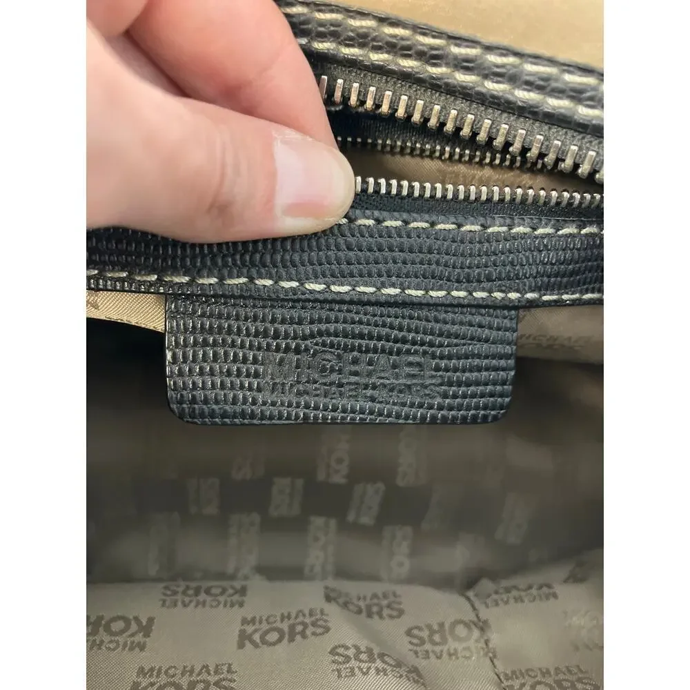 MICHAEL KORS SATIN, CANVAS STRIPED BLINGED MAKEUP DUFFLE BAG - Picture 15 of 16